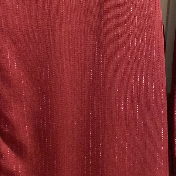 Long sleeve maroon dress with ruffle bottom and tie waist - Picture 3 of 3